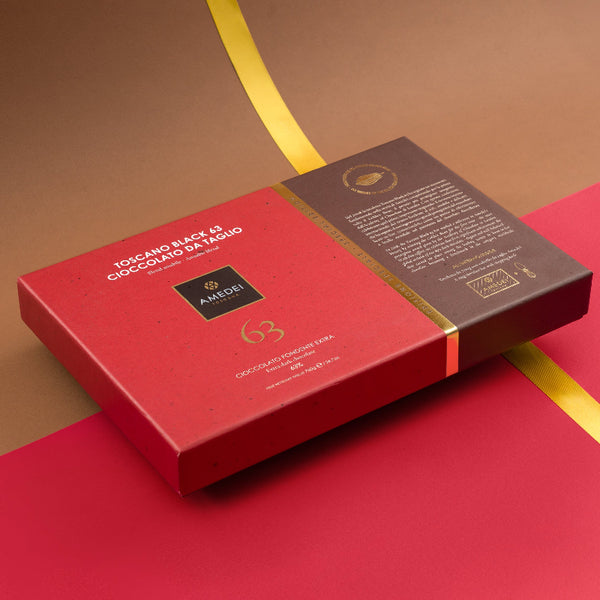 AMEDEI TOSCANO BLACK 63 MEGA BAR - EXTRA DARK CHOCOLATE BAR 63% 700 GR WITH CUTTING KNIFE